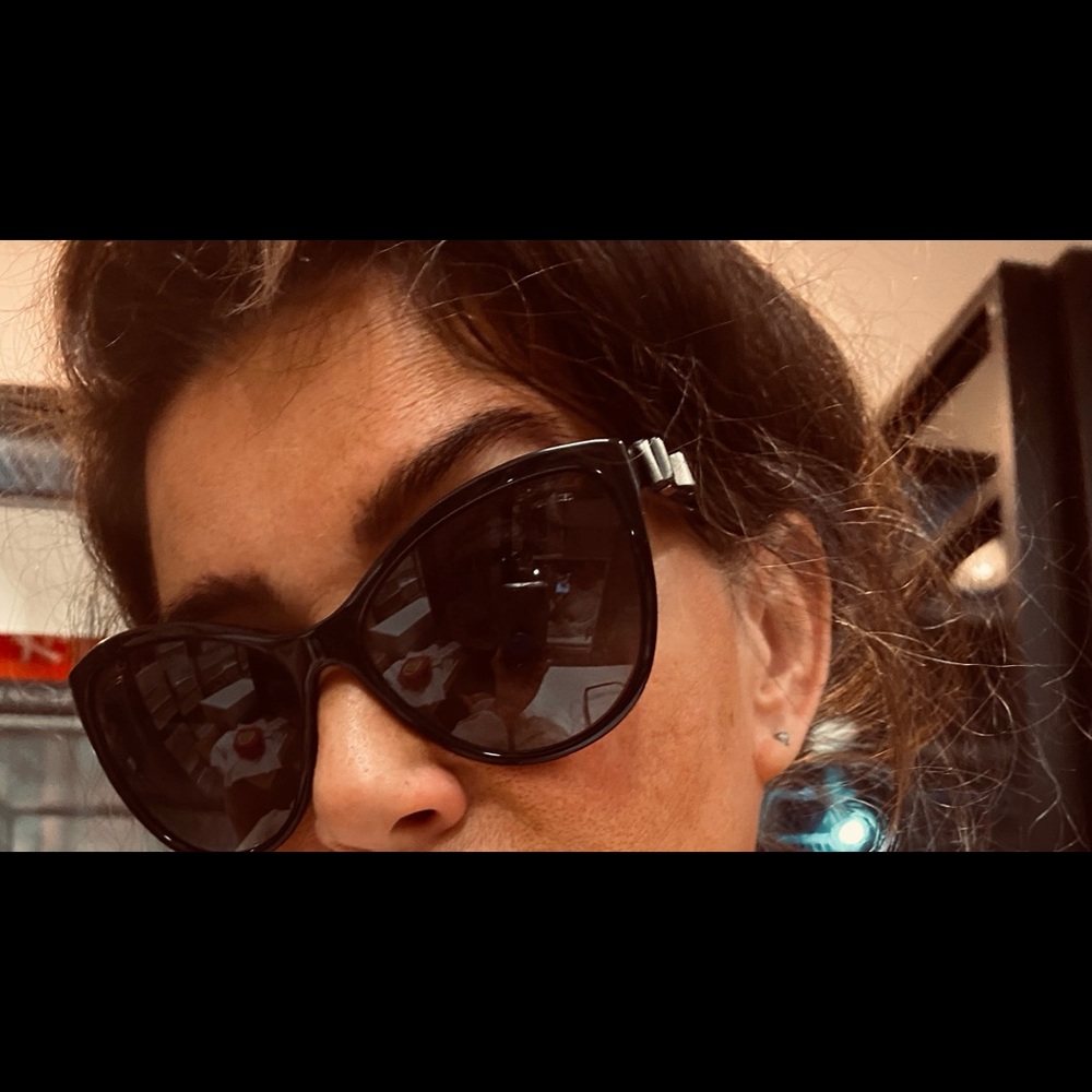 Chanel 💯authentic sunglasses 🔥New 5306b